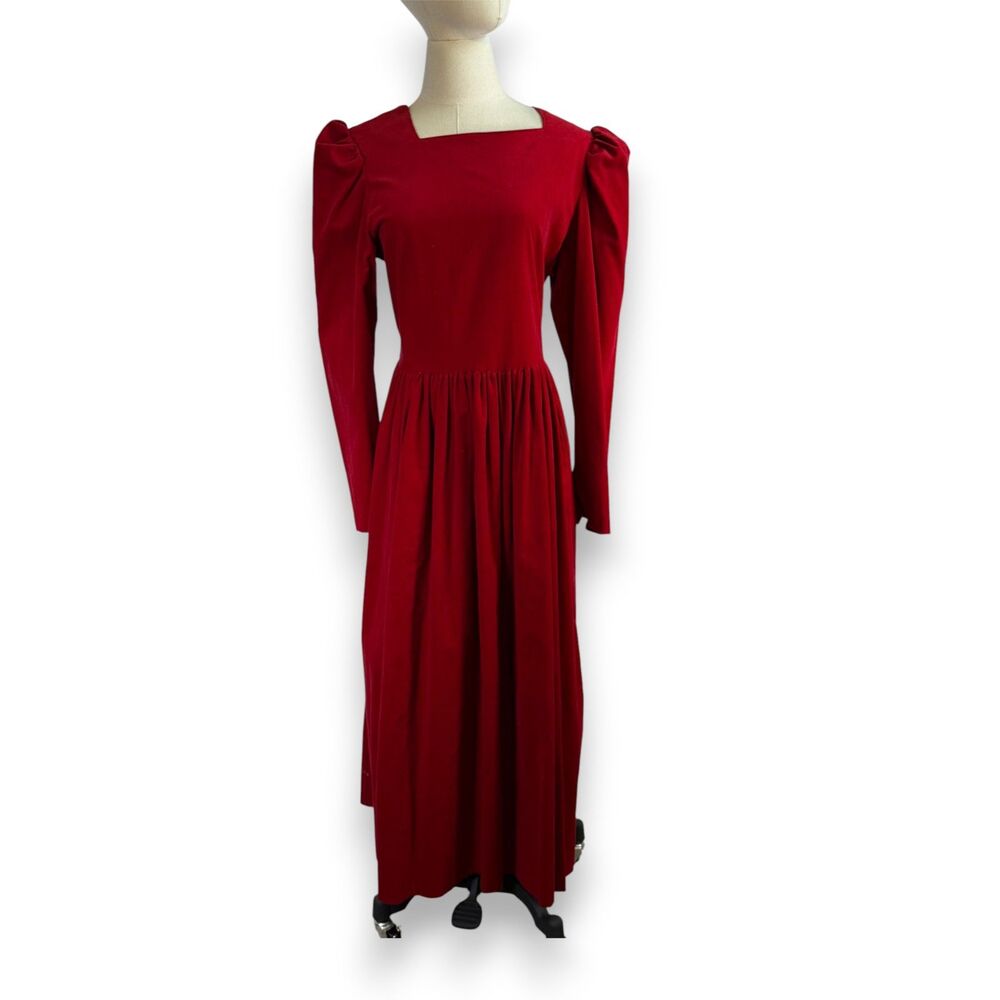 Vintage | Laura Ashley | Red Corduroy | Great Britain | Sz USA 10 | Cottagecore